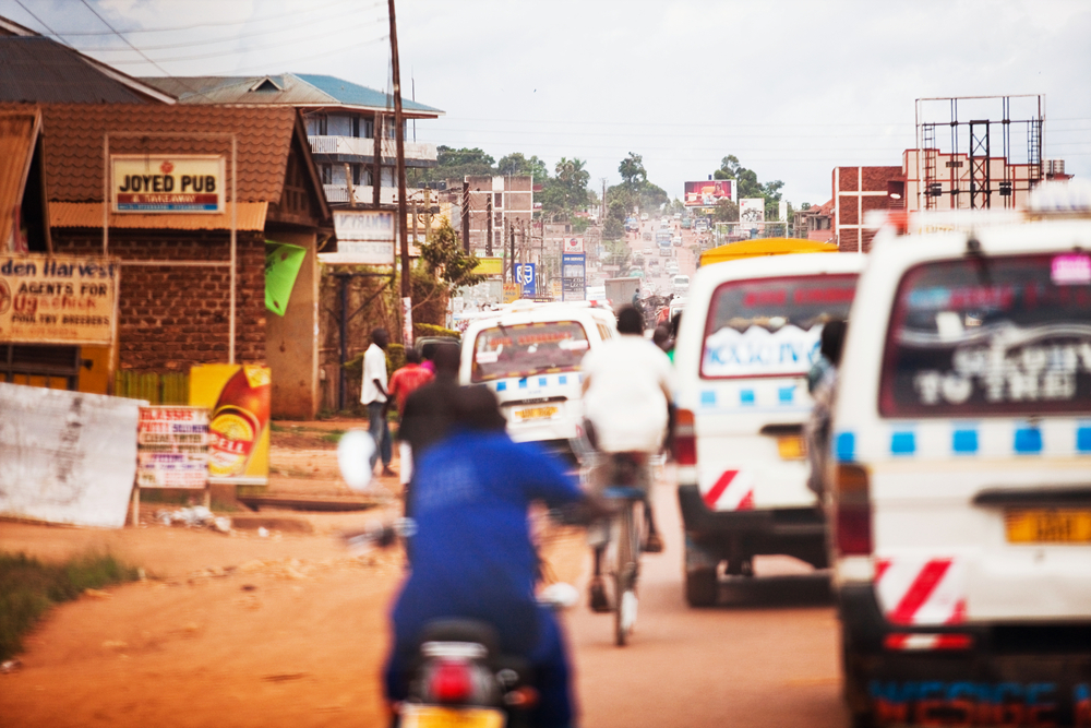 UGANDA_ROAD04