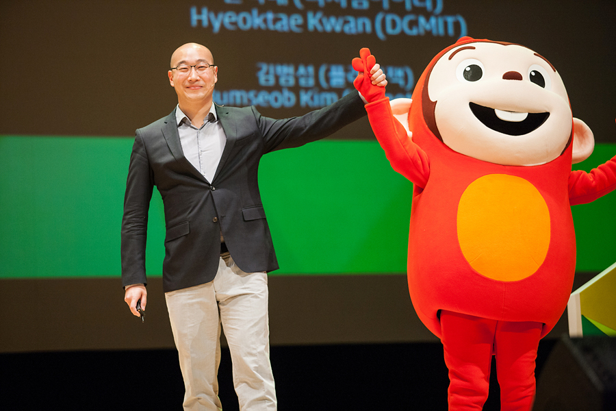 beLAUNCH_201326